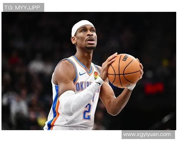 亚历山大半场7中6轰15分8助，雷霆半场领先18分